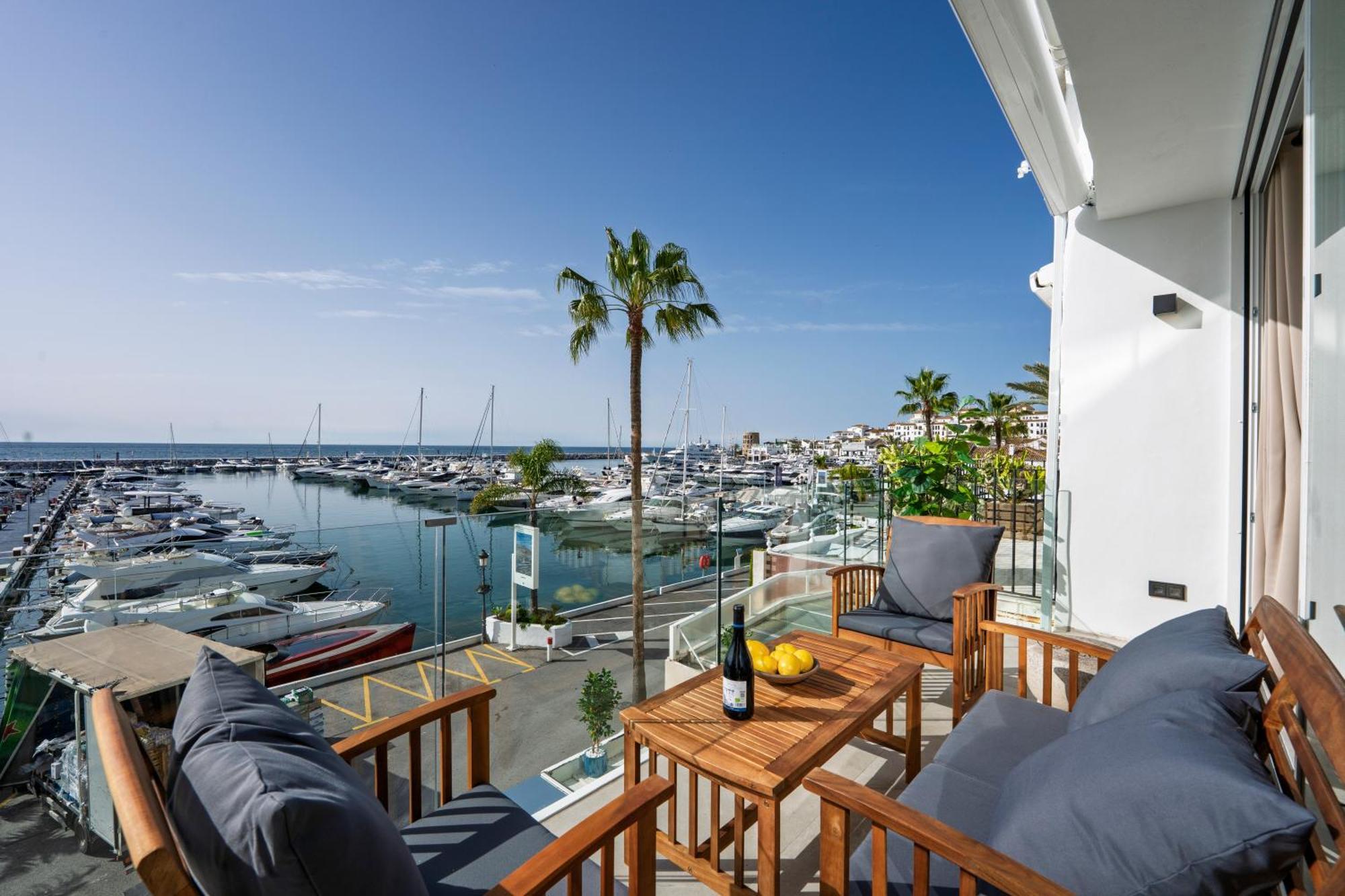 דירות 243-Fully Renovated-Puerto Banus Marbella Front Line Penthouse מראה חיצוני תמונה