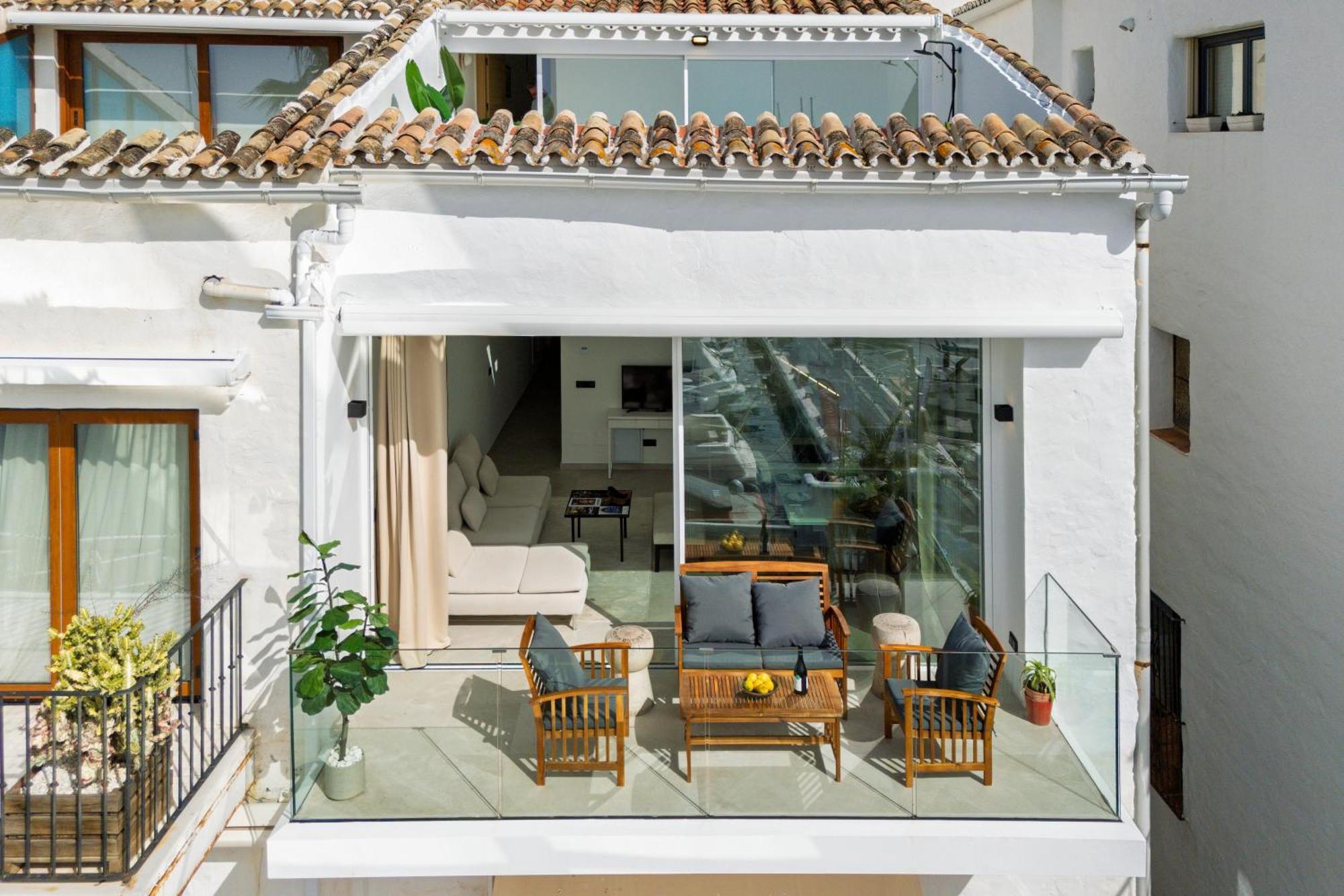 דירות 243-Fully Renovated-Puerto Banus Marbella Front Line Penthouse מראה חיצוני תמונה